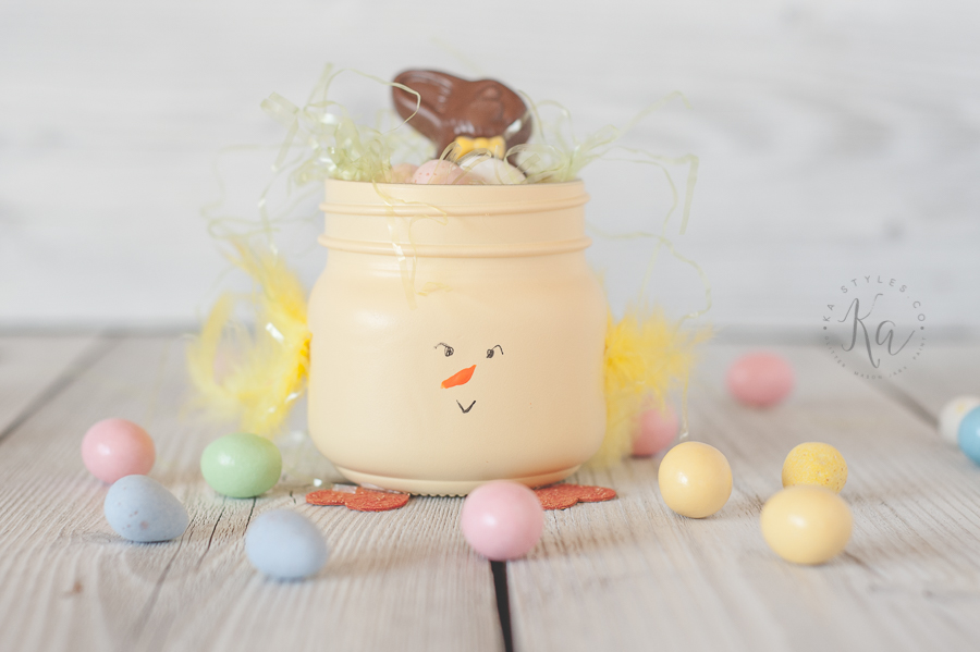 Chic mason jar for Easter.