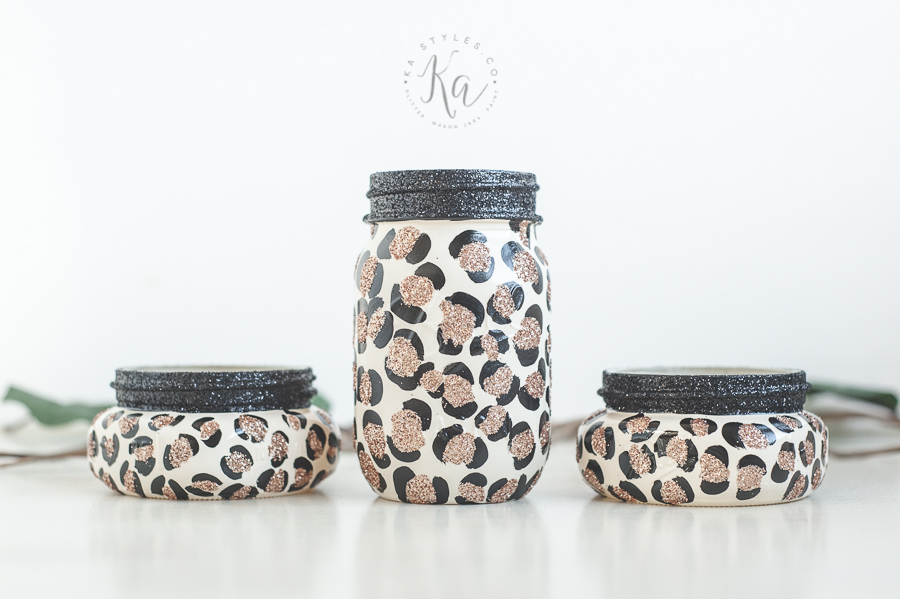 DIY Leopard print glitter mason jar organizer. Perfect for teens and animal print lovers.